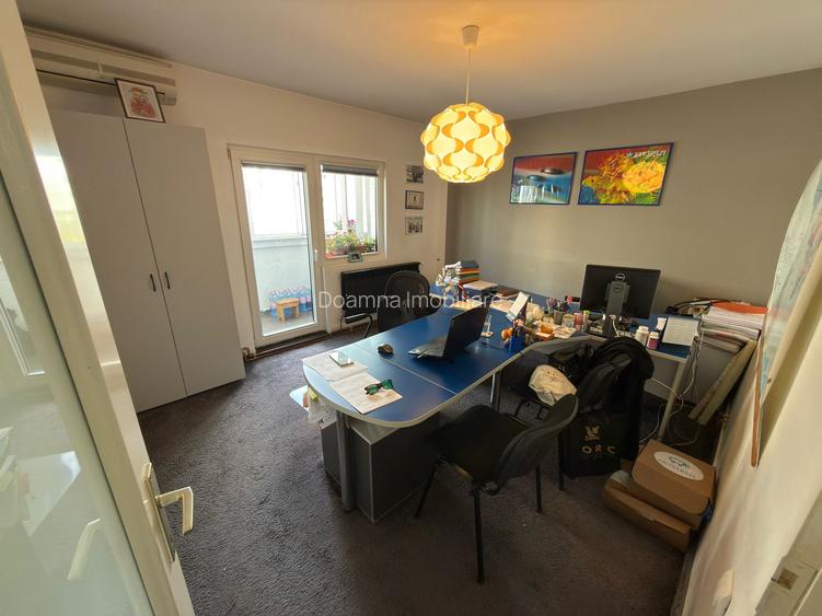 Apartament 3 camere, etajul 4, centrala,  Nerva Traian, str. Anastasie Panu 6 - 3