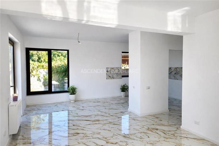 Vila superba cu 5 camere, intabulata 2025, P+E, toate utilitatile.  Harman - Bra - 2