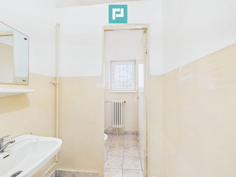 Spațiu comercial de închiriat – Zona Nufărarul - 13