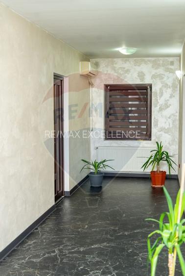 Casă / Vilă cu 5 camere de vânzare - 30