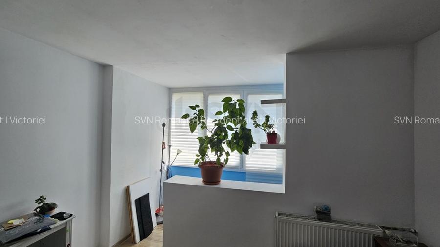 REA1024748 Apartament 3 camere de vanzare Politehnica - 2