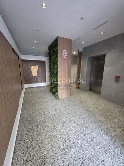 Apartament 2 camere si balcon, loc de parcare, Bd. Metalurgiei - 10