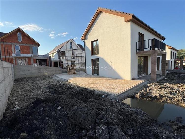 Casa Individuala + Garaj situata in Chinteni - 9