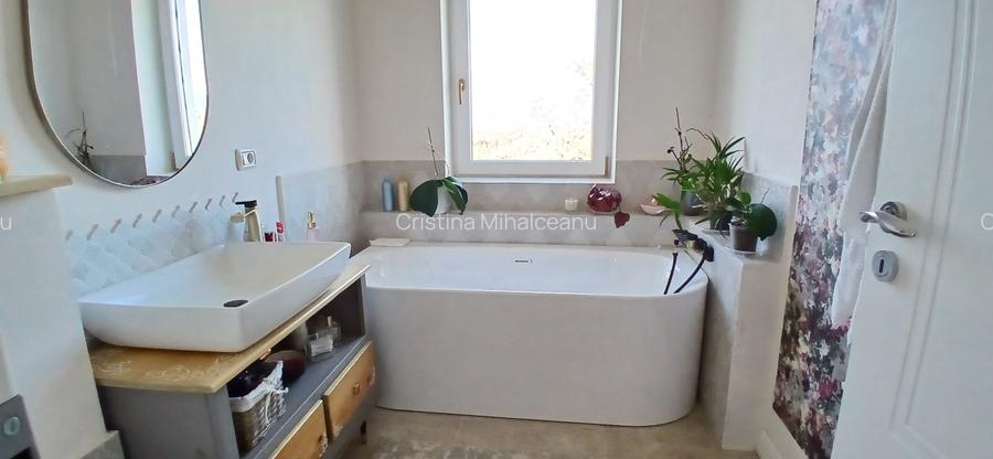 Proprietate speciala in Bran-Predelut cu 2 case, priveliște panoramica 180* - 11