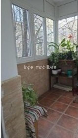 Aparatorii Patriei-Panselelor-Apartament de 3 camere-decomandat - 6