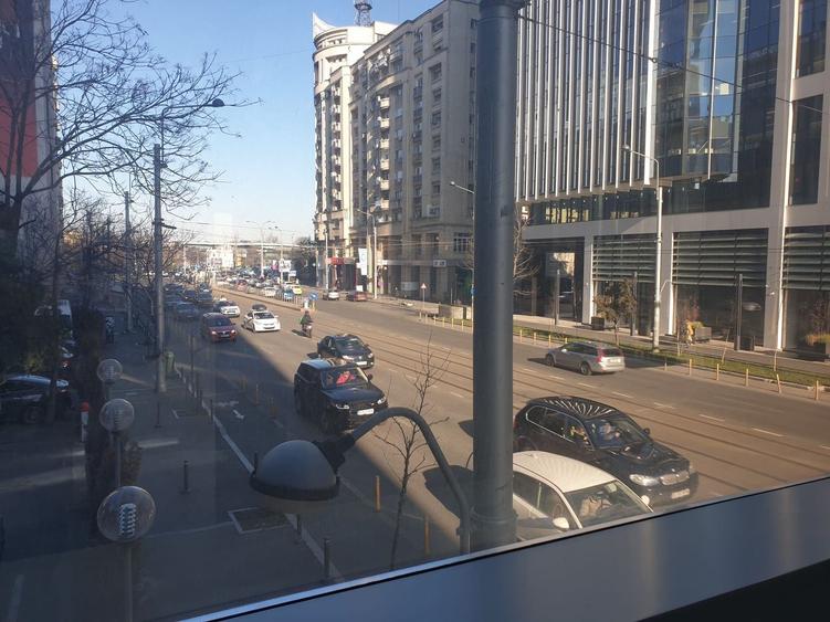 SPATIU CLINICA  SI BIROURI IN CLADIRE  LUX, PIATA VICTORIEI