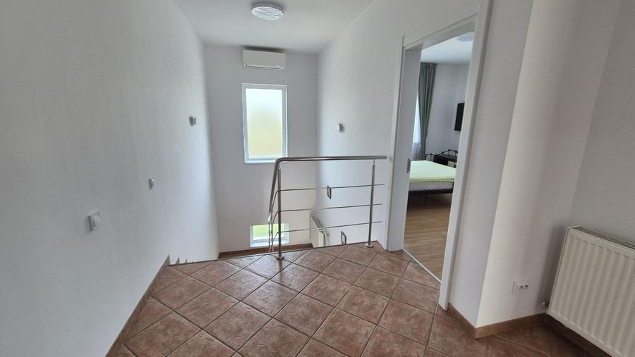 Casă cu 5 camere, 220 mp, teren 500 mp – Prelungirea Ghencea