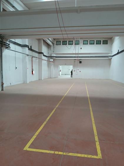 Proprietar, inchiriez spatiu comercial si birouri, 1.774 mp