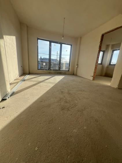 Apartament 4 camere de vânzare Chitila