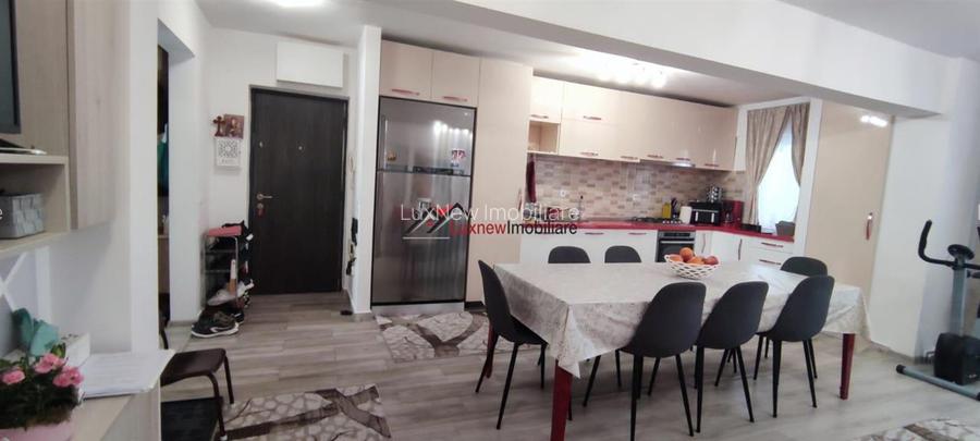 Propietate rara in Manastur, apartament cu 5 camere, balcon si pivnita, zona OMV - 5
