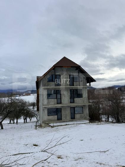 PENSIUNE IN Bran, SOHODOL, 700 mp utili, 3600mp teren, Doar 169999 EURO - 2