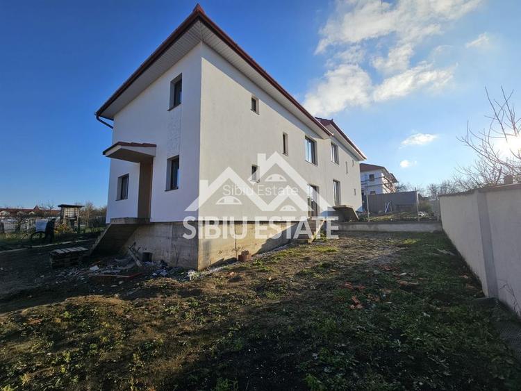 Casa duplex , 310 mp teren, Sura Mica , Sibiu - 2
