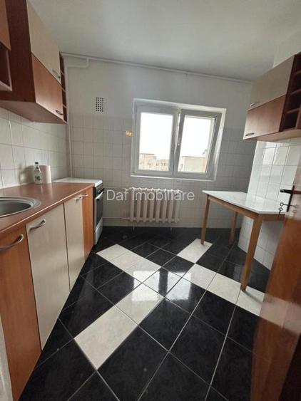 390euro-Studio 42mp -Unirii-OctavianGoga - 16