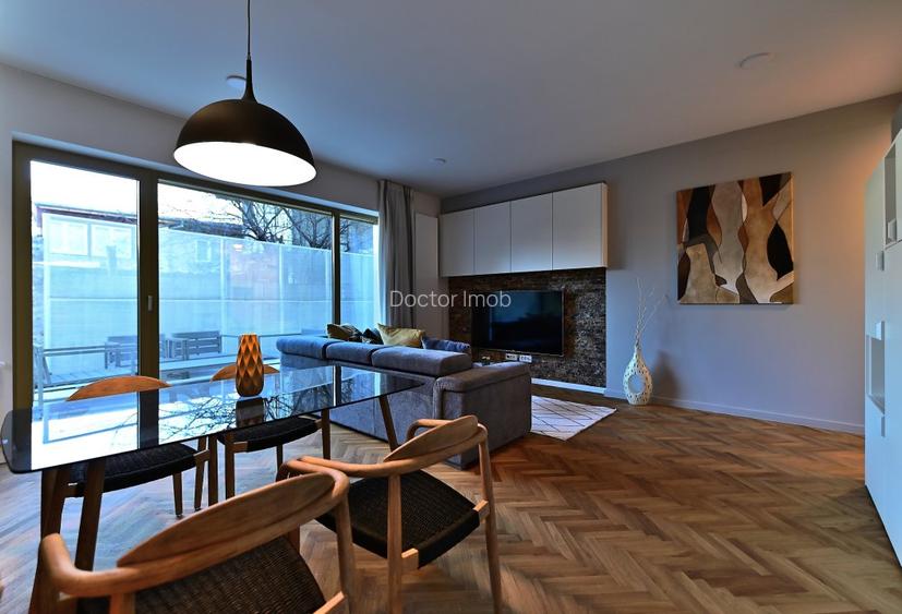 Rafinament, liniște și spațiu exterior privat în centrul Bucureștiului - 6