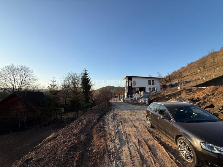 Teren intravilan pretabil pentru Casa Individuala, 1061mp, Vlaha - 11