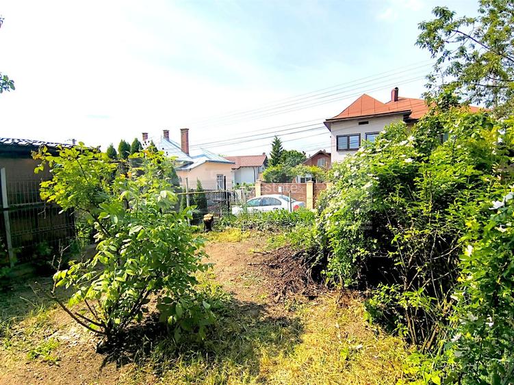 Casă tip duplex, ultracentral, str. Petru Rareș, curte 85 mp, 170000 € - 2