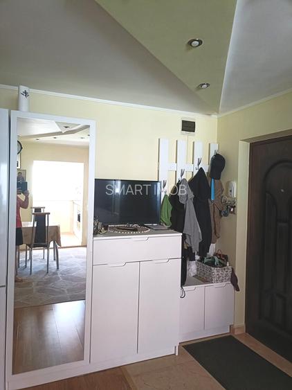 Apartament 3 camere 70mp Stadion +garaj sub bloc mobilat utilat - 2