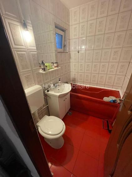 Apartament de vanzare, 3 camere - 5