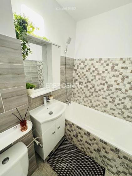 Garsoniera - Eroii Revolutiei  - 7