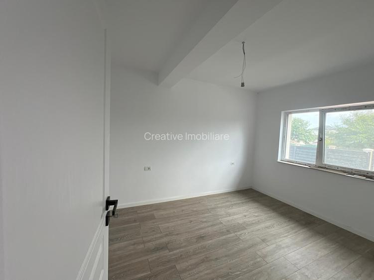 Vilă superbă - finisaje lux, teren generos, lângă stația de autobuz, comision 0% - 9