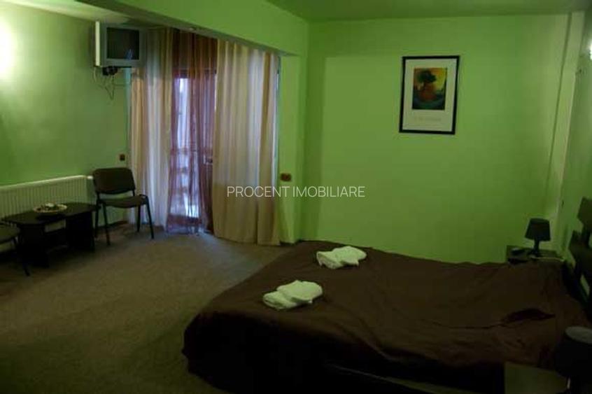 Pensiune de vanzare – 13 camere, complet mobilata si utilata – Valea Rasnoavei,  - 5