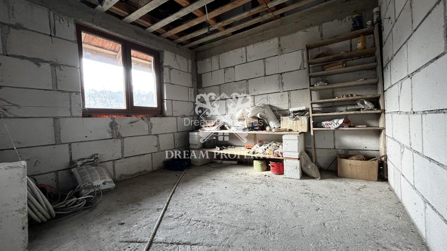 Casa individuala 6 camere, teren 700 mp, zona Dezmir - 8