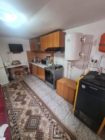 Casa de vanzare, cu 3 camere, 84 mp, zona Cicoarei - 9