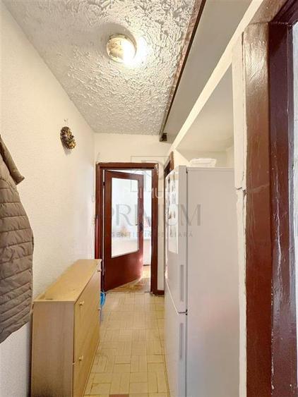 SAGULUI - 3 CAM - ETAJ INTERMEDIAR - APARAT DE AER CONDITIONAT - 2 BALCOANE - 6