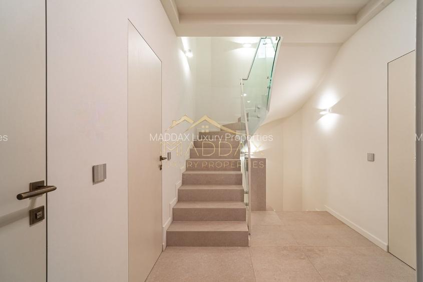 Vila Unica Noua cu 8 camere *300mp* // Dorobanti - 23