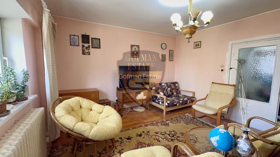 3 Camere Decomandat + uscător + boxă Capitol 3 balcoane centrala gaz 2 bai  A/C - 2