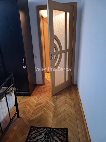  Direct proprietar – fără comision!  Apartament de vânzare – 2 camere, semid - 11