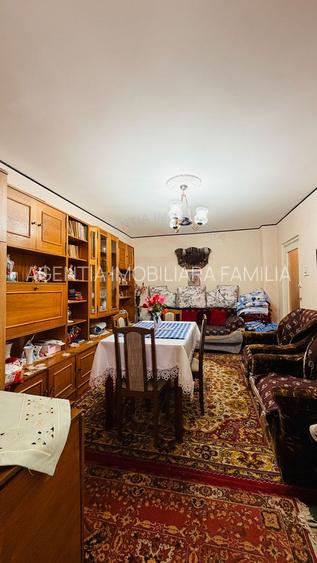 De vanzare 2 camere dec. in Galati, Micro 18, zonă Spitalul Județean - 8