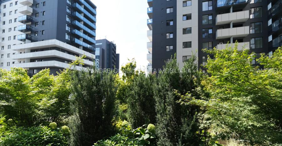 Vanzare 246 mp spatiu comercial in Cortina North si 3 locuri parcare - 4