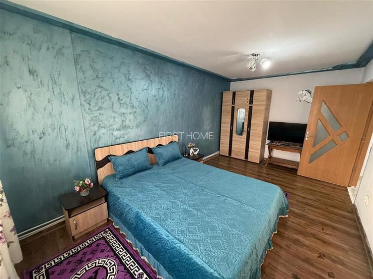 Apartament 3 camere  , zona Inspectorat Scolar, etaj 4 cu acoperis - 10