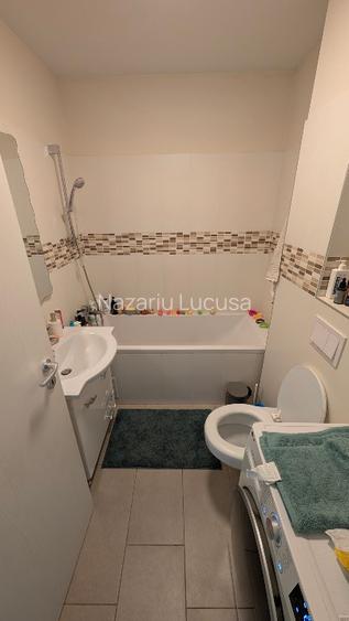 Apartament cu 3 camere si 2 balcoane, zona Soarelui - 5