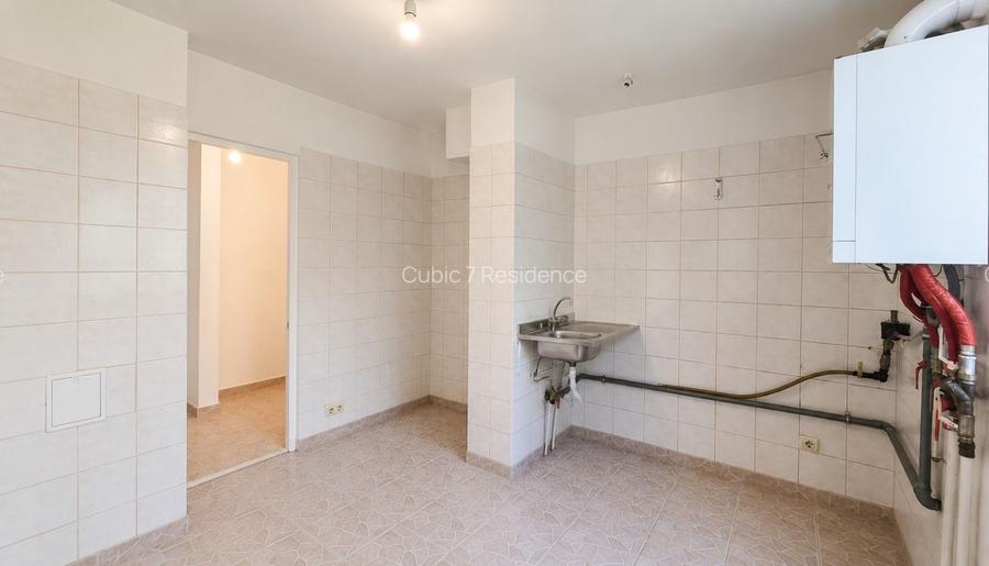 Apartament de 3 camere, decomandat, zona Politehnica - 4
