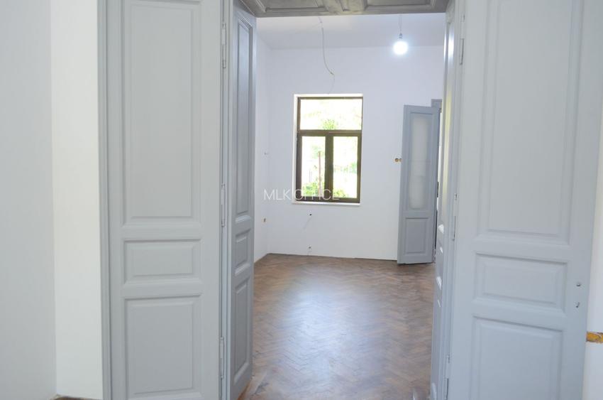 Apartament renovat in zona centrala - 2