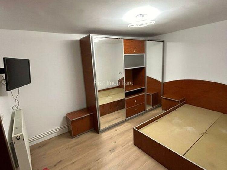 Ofer spre inchiriere casa individuala,renovata,3 camere - 7