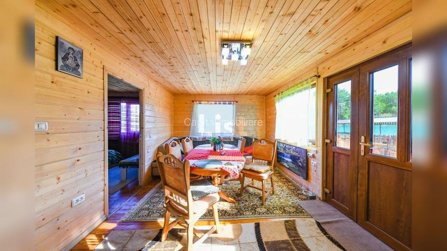 Casa cu teren de 3100 mp de vanzare in comuna Cornesti - 3