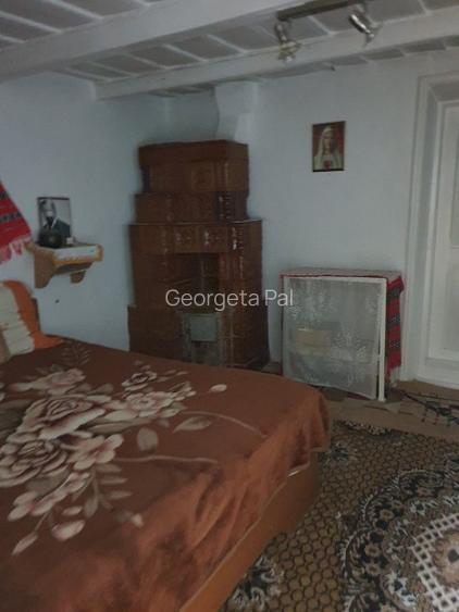 Casa la tara cu baie si apa curenta - 4