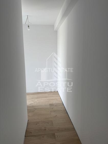 Duplex  modern despartit prin camera tehnica - 9