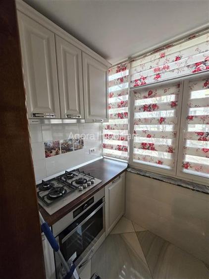 Apartament cu 3 camere - complet mobilat si utilat - 3