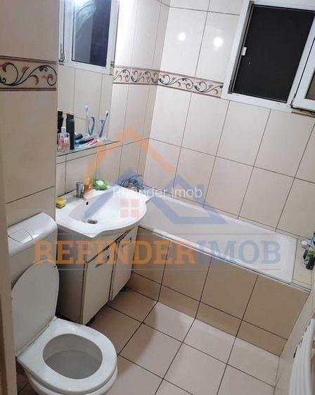 Apartament de vanzare cu 3 camere, zona Titan - 8