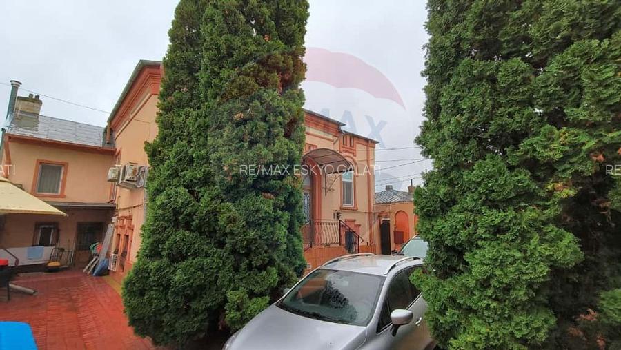 Casă cu piscină de vânzare în zona Piața Centrală Galați - 27