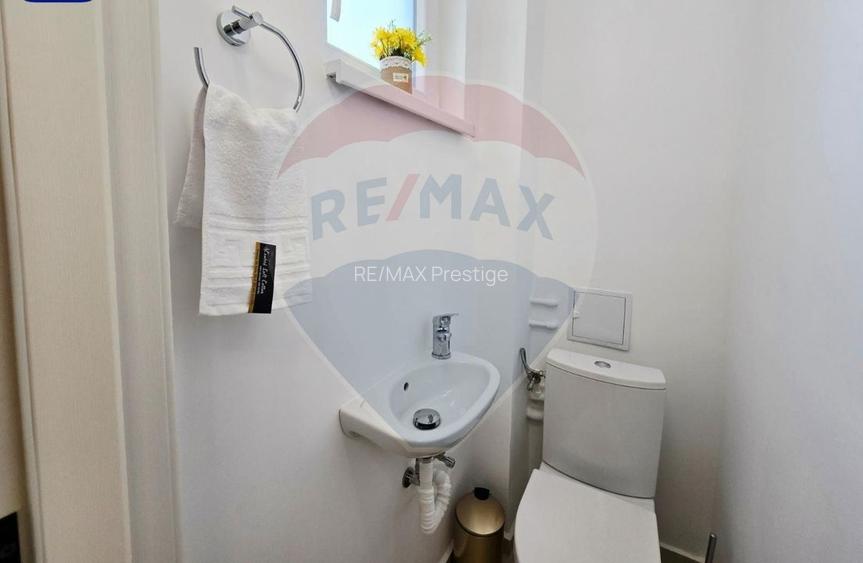 Apartament 4 camere de închiriat – Bd. Unirii / Str. Vulturilor 25 - 17