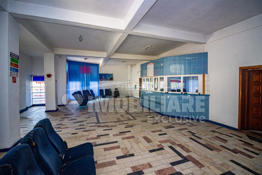 Spatiu comercial - Moldova Noua, Caras Severin COMISION 0% - 5