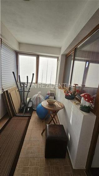 Berceni-Dimitrie Leonida 5 minute de Metrou Apartament 3 camere Mobilat-Utilat c - 26