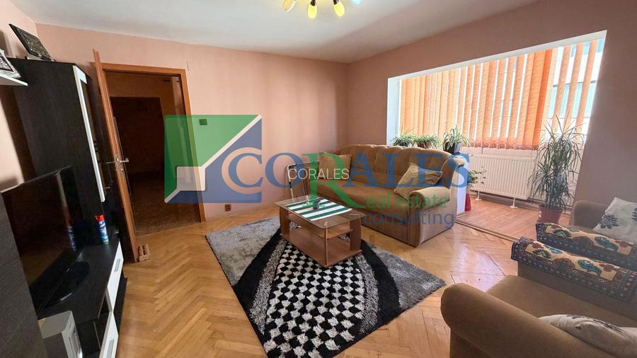 Intermediar. Centrala proprie, mobilat si utilat. Disponibil imediat. - 5