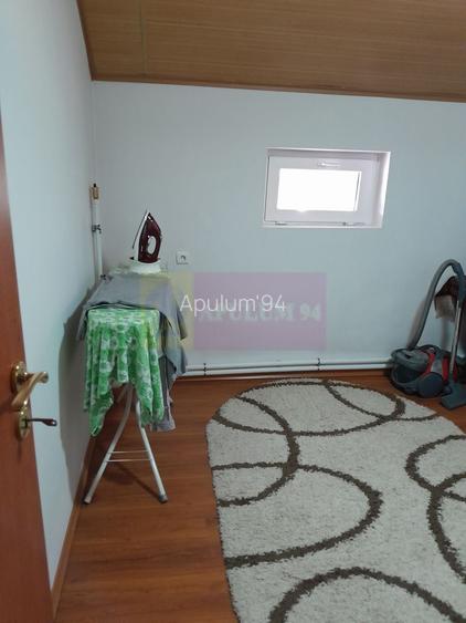 Movilita  (IL) - de vanzare casa 5 cam p+1 - 52