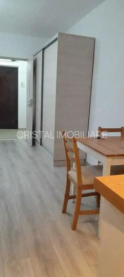 Garsonieră de Închiriat Apărătorii Patriei - 2